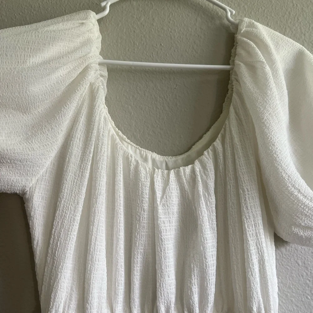 ASTR THE LABEL smocked tiered maxi dress Sz M - Picture 4 of 9